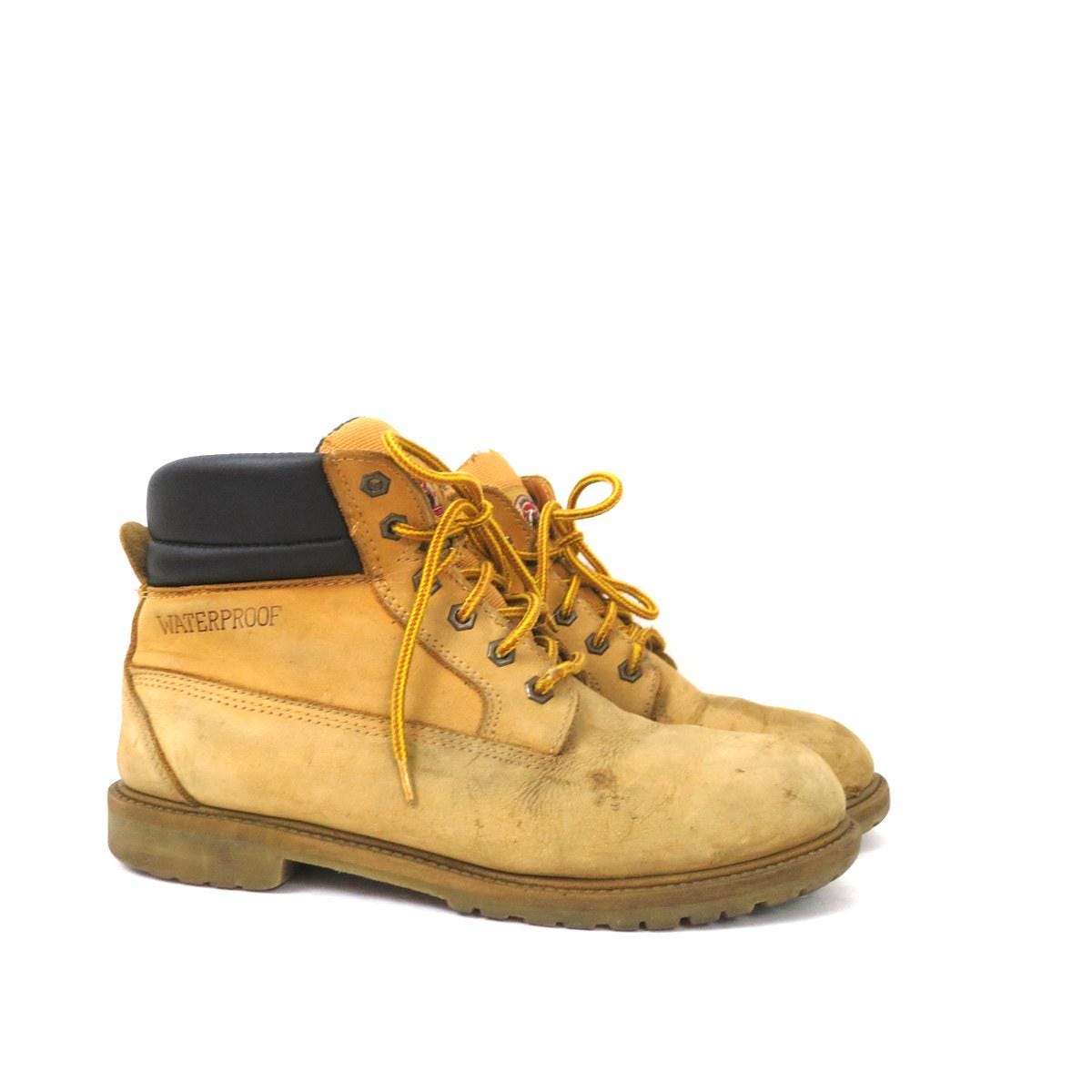 Vintage Brahma Work Boots: Distressed Tan Leather Lace up  display picture 3