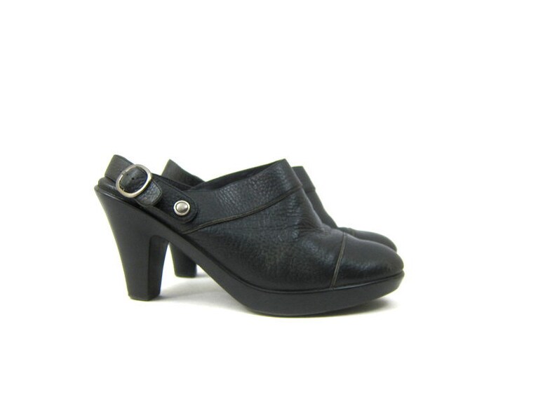 clog heels closed toe