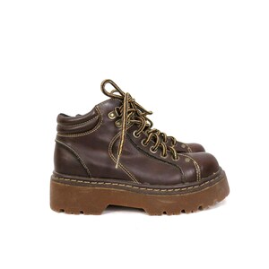 Doc Martens Shoes Brown - Etsy display picture 1