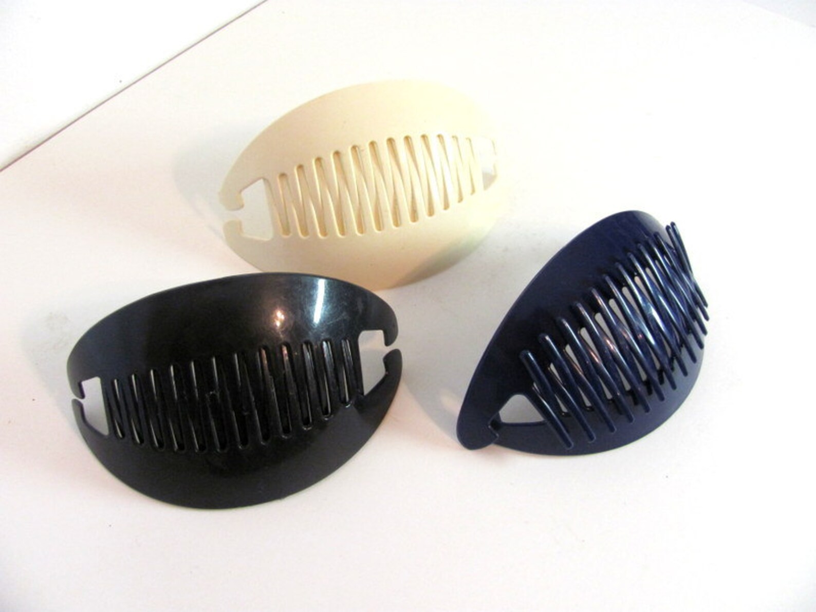 Vintage Tzers Hair Clips // 1980s banana clips / combs set Etsy