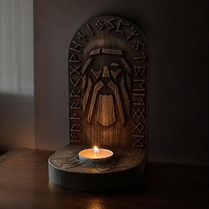 Hölzerner Odin Altar Kerzenhalter - Nordisches Pagan Dekor