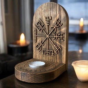 Vegvisir Pagan Holzaltar: Nordisches Ritual Dekor