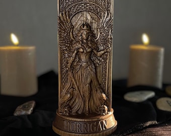Wooden Morrigan Goddess Statue, Celtic War Goddess, Fate and Transformation, Pagan Altar Decor, Witchcraft