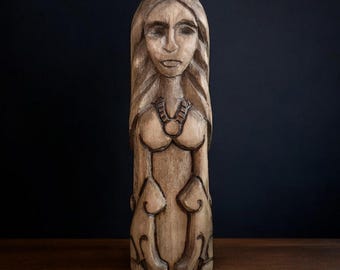 Wooden Freya Figurine, Norse Goddess Statue, Pagan Altar Decor, Hand Carved