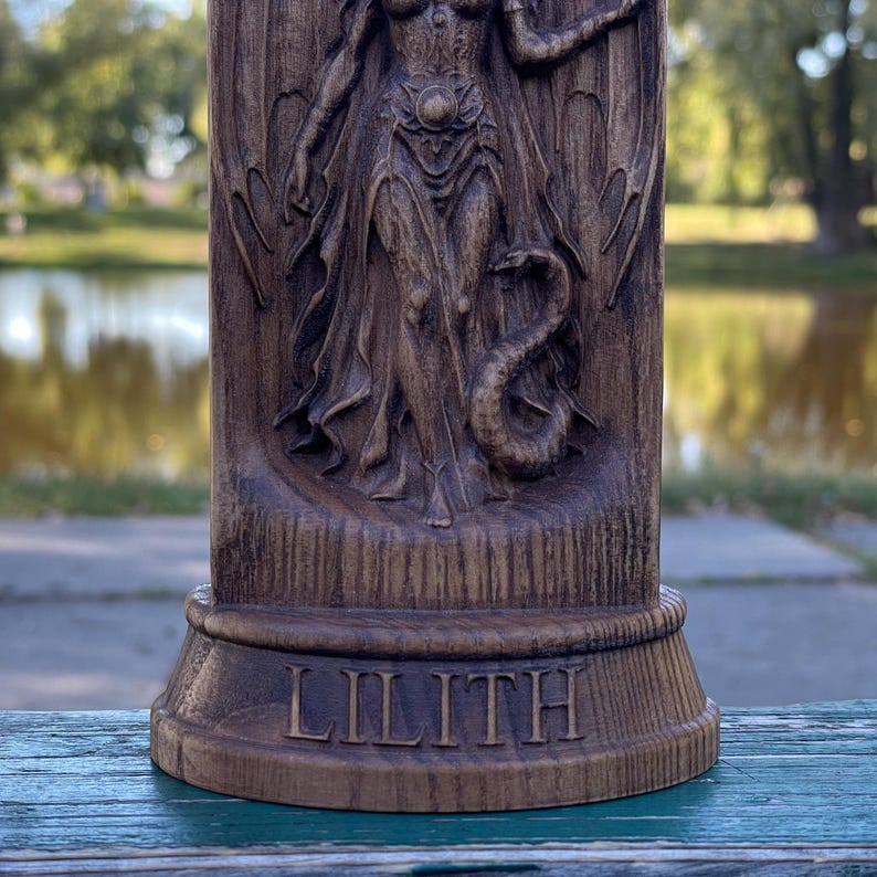 Hekate & Lilith trästatyett – Mörka gudinnor av magi och kraft, hedniska altarfigurer, ockult mytologidekor, mystisk feminin gåva bild 5