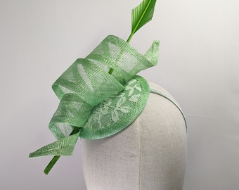 Apple green fascinator/wedding hat/wedding fascinator/guest fascinator/MOB hat/MOG hat