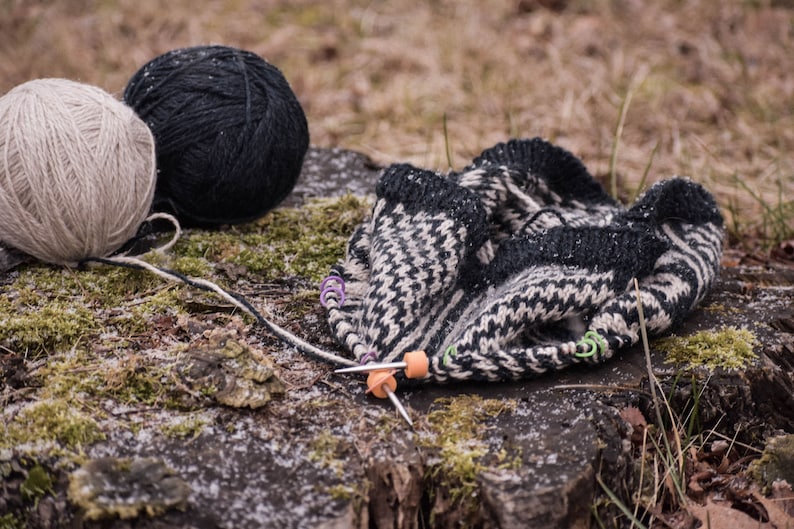 KNITTING PATTERN // Knit cowl, knit cowl // Fair isle pattern // Fair isle cowl // The Esteban Cowl image 6