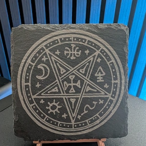 Porta-copos de ardósia com pentagrama ritual – Sigel de bruxa gravado, decoração de altar gótico