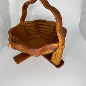 Vintage Collapsable Wooden Basket or Trivet, Cottagecore Fruit Basket