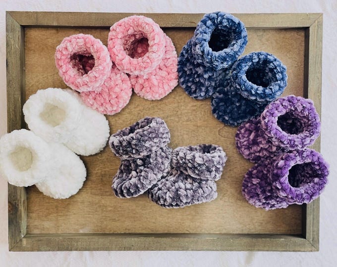 Velvet Baby Bootie Soft Infant Shoe Newborn Foot Warmer Handmade Crib Slipper Cozy Nursery Footwear Tiny Comfortable Shoe Plush Winter