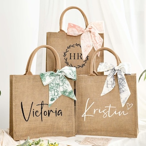 Personalized Bridesmaid Beach Bags,Monogram Beach Tote Bag,Bachelorette Gifts bag,Bridesmaid Burlap Bag,Bridal shower bag,Jute bag,Gift Bags