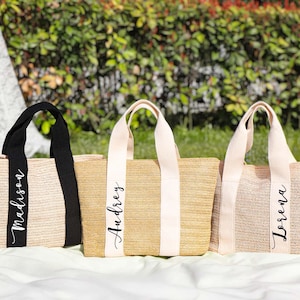 Custom Beach Straw Bag with Name,Bridesmaid Tote Bag,Beach Bag Bachelorette,Bridesmaid proposal,Beach bag,Bridal shower bag,Wedding Gift