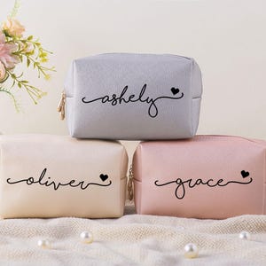 Borsa cosmetica personalizzata, borsa per il trucco in pelle PU personalizzata, regalo per lei, regali per damigelle d'onore, regali di Natale per donne, borsa per feste di damigelle d'onore