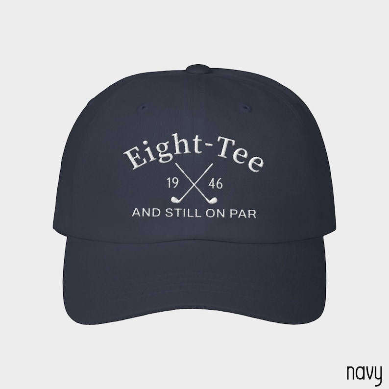 Regalo para el 80 cumpleaños de un hombre, Gorra de golf para el 80 cumpleaños, Ocho tees, ocho tees, todavía en par, Regalo para el 80 cumpleaños del abuelo o papá, Regalo para amantes del golf de 80 años imagen 4