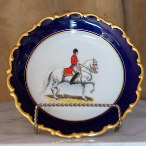 Wien Echt gold and cobalt rider wall plate