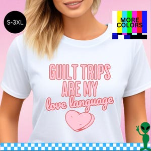 Camiseta divertida con el lenguaje del amor, camiseta para el Día de la Madre, regalo para la culpa, energía de madre judía, la madre regañona sabe más, regalo divertido para la maternidad
