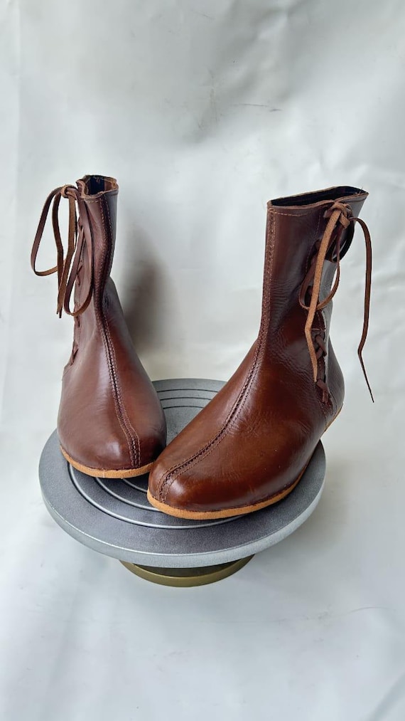 Handmade Medieval Leather Boots | Historical Viking Renaissance Shoes | LARP, Cosplay, Reenactment Footwear