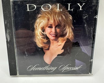 Vintage Dolly Parton display picture 1