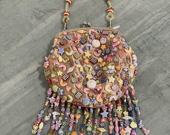 Vintage bag embroidered with beads and rhinestones for elegant parties, evening bag with click clack closure, vintage style for a retro look