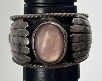 Signed Sterling Silver Mother of Pearl Ring – Southwestern Band, Size 4 3/4