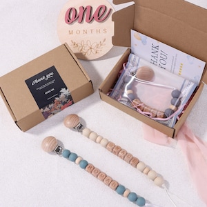 Sujetachupetes personalizado, estilo bohemio, cadena de madera para chupete, regalo para baby shower, recuerdo para bebé (niño o niña), hecho a mano imagen 2