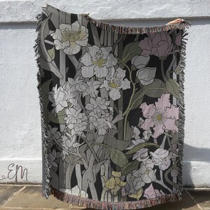 Floral Black White Green Cottagecore Flowers Cotton Throw Blanket Tapestry , Woven Rug Wall Tapestry Sofa Bed Cover Decor , Gift For Her Mom
