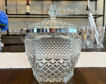 Vintage Wexford Ice Bucket 1960s Anchor Hocking Diamond Cut Glass Barware with Lid and Handle Mid Century Party Decor