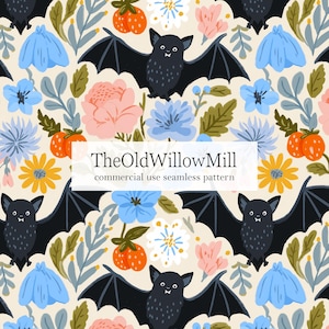 Può includere: Motivo senza cuciture con pipistrelli neri, fiori blu, rosa e gialli e bacche arancioni su sfondo crema. Il testo "TheOldWillowMill commercial use seamless pattern" è visualizzato. Design floreale e animale.