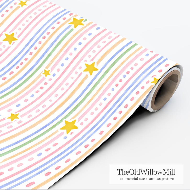 Puede incluir: Un rollo de papel de regalo con un patr&oacute;n repetitivo de l&iacute;neas onduladas en rosa pastel, verde, naranja y azul, intercaladas con filas de peque&ntilde;os puntos rosas y estrellas amarillas de cinco puntas. El texto TheOldWillowMill es visible.