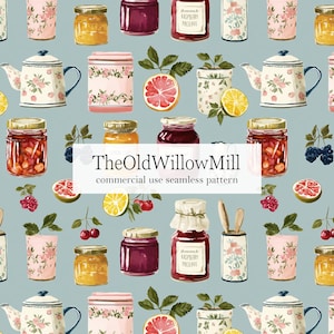 Pode incluir: Padrão sem costura com potes de geleia, bules e recipientes florais em um fundo azul claro. Os potes contêm várias frutas e o texto "Homemade Raspberry Preserve". O texto "TheOldWillowMill" também é visível.