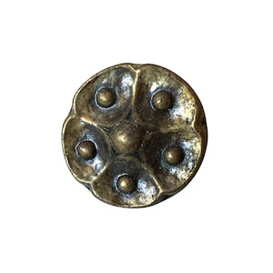 Mid Century Brass Flower Drawer Pull~ Solid Brass Brutalist Hollywood Regency hardware ~ floral cabinet door pull knob
