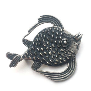 Vintage Fish brooch ~ Museum Replica ~ Unique Costume jewelry, playful fish