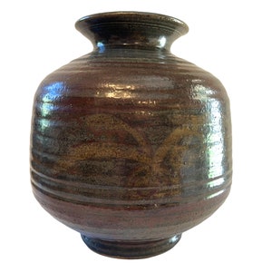 Mid Century Eric Norstad Pottery Vase, Ribbed Splash Glaze Design