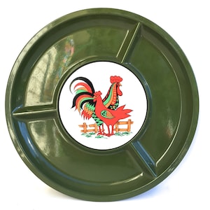 Vintage Chicken Serving Tray~ 60's Cheese & Crackers ~ hors d'oeuvres ~Round Forest Green platter w/ Rooster and Hen design~ Farmhouse decor