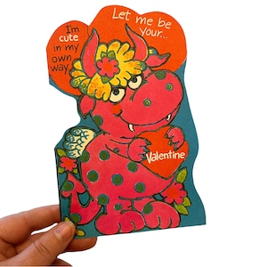 vintage Pink Monster Valentine ~ « Je suis mignon à ma manière » Extra Large Inutilisé Die Cut Carte de Saint-Valentin des années 1970 ~ Polka dot