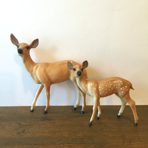 Vintage Mother & Baby deer figurine~ Breyer toy animals ~Woodland nursery decor~ Doe and Fawn