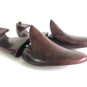 Pair Vintage Shoe Lasts ~ Size 9 Ladies wood Shoe Form / Shoe Stays~ Cobbler&#39;s flexible Wooden Shoe molds