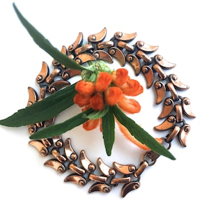 Vintage Copper Leaf Bracelet~ Unique leaf and dot design~ 60&#39;s boho Botanical bracelet