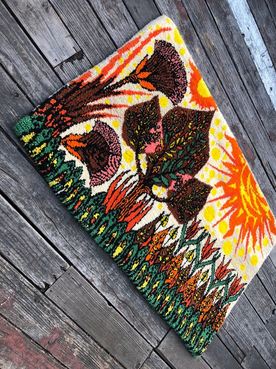 Vintage Signed Rya Rug Wall Hanging: Mid Century Modern Sunshine