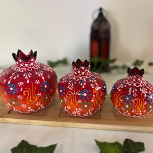 Handmade Ceramic Pomegranate Set -3Pieces Decorative Ornament -Turkish Pottery Gift -Pomegranate estuary pattern -purely handcrafted product