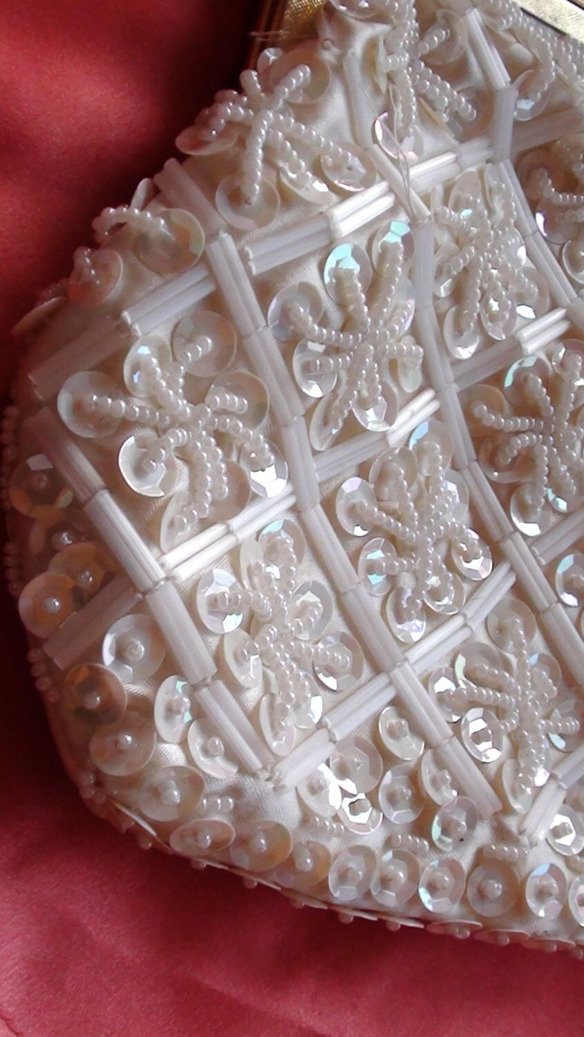 Borsa Portadenaro Per Matrimonio - Borse In Raso Bianco Con Fiori E Perle Per Damigelle E Fioraie, 21x22 Cm - 4