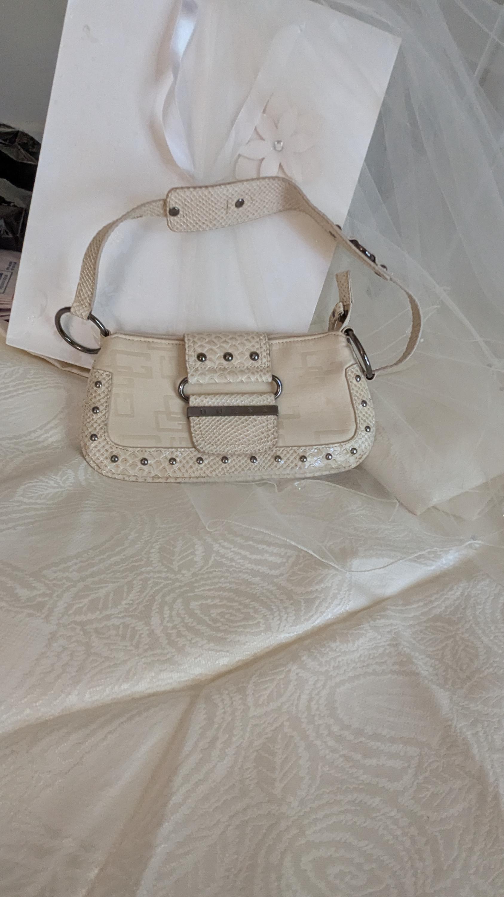 White Goth Y2K Bag - Harajuku Patent Leather Crossbody Tote
