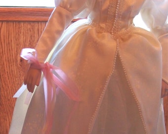 Gorgeous Effanbee Dcu Co Wedding Bride Doll 91800 1988 New York 18 inch Dressed  On SaLe Bridal Gift