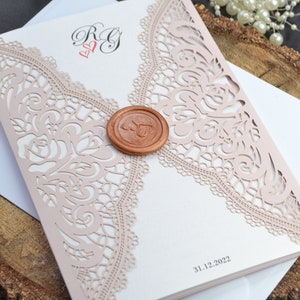 Lasergesneden bedrukte huwelijksuitnodiging met envelop, blush-uitnodiging, luxe uitnodiging