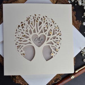Invitación cortada a láser, invitación de árbol, invitación del árbol de la vida, invitación beige, invitación de boda
