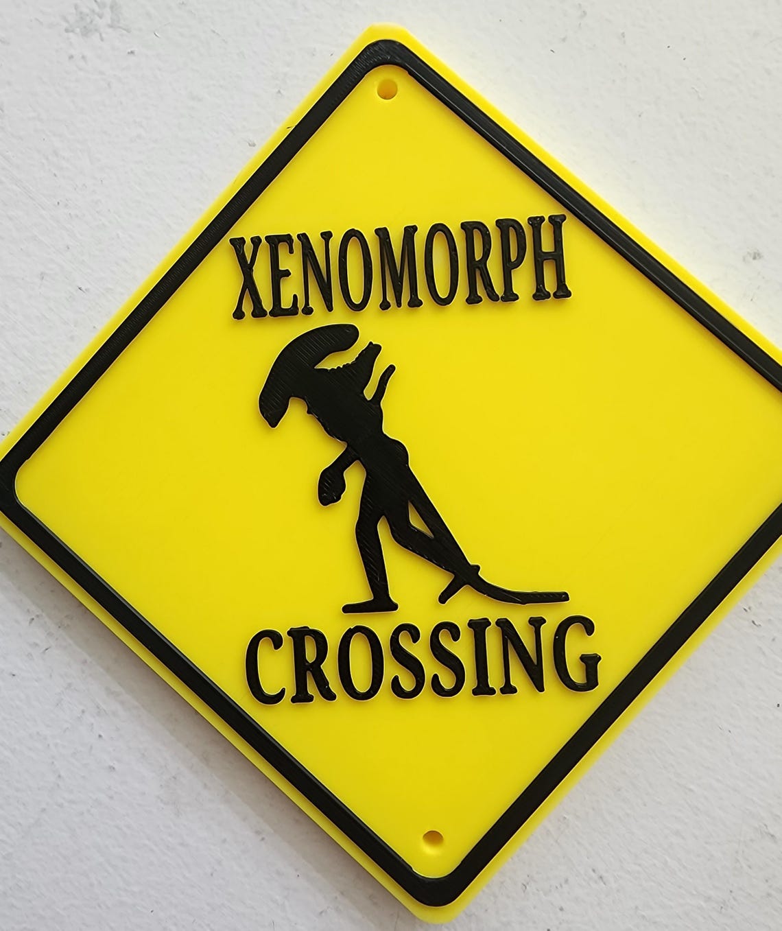 3D Printed Xenomorph Crossing Sign | Alien Warning Sign | Sci-fi Horror ...