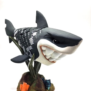 Moving Shark with Stand – Hand-Painted 3D Printed Shark Figurine, Poseable Toy, Ocean-Inspired Decor