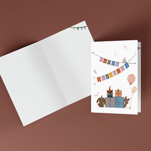 tarjeta de felicitación con sobre - fiesta de cumpleaños |  tarjeta, tarjetas, linda, gato, ardilla, leopardo de las nieves, amor, cumpleaños, fiesta, serpentinas