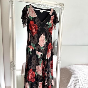 Vintage 90s style, 2000s black floral 100% silk midi ruffles dress
