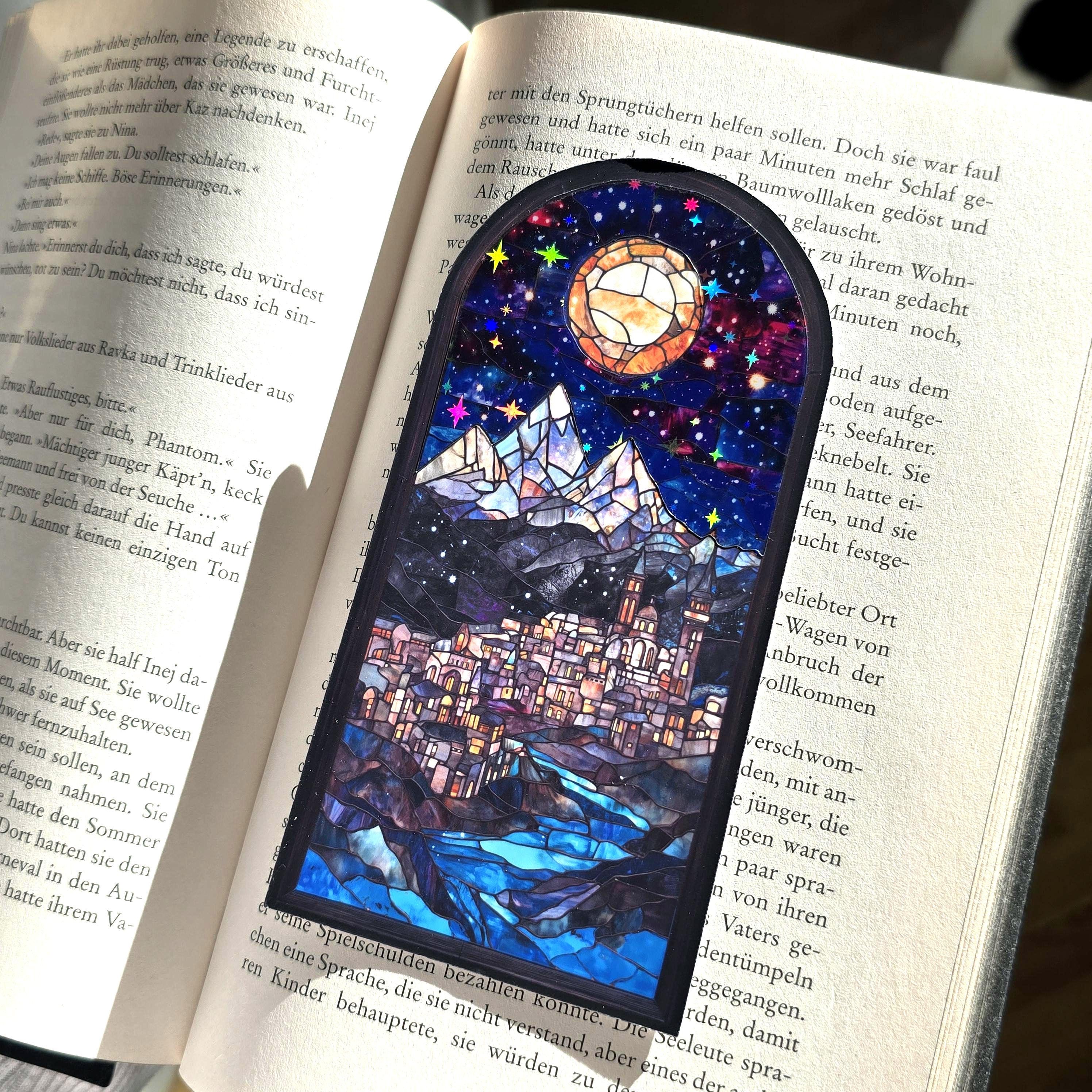 Handmade ACOTAR-inspired bookmark | Night Court | Velaris bookmark | Holographic effect | Stained glass bookmark